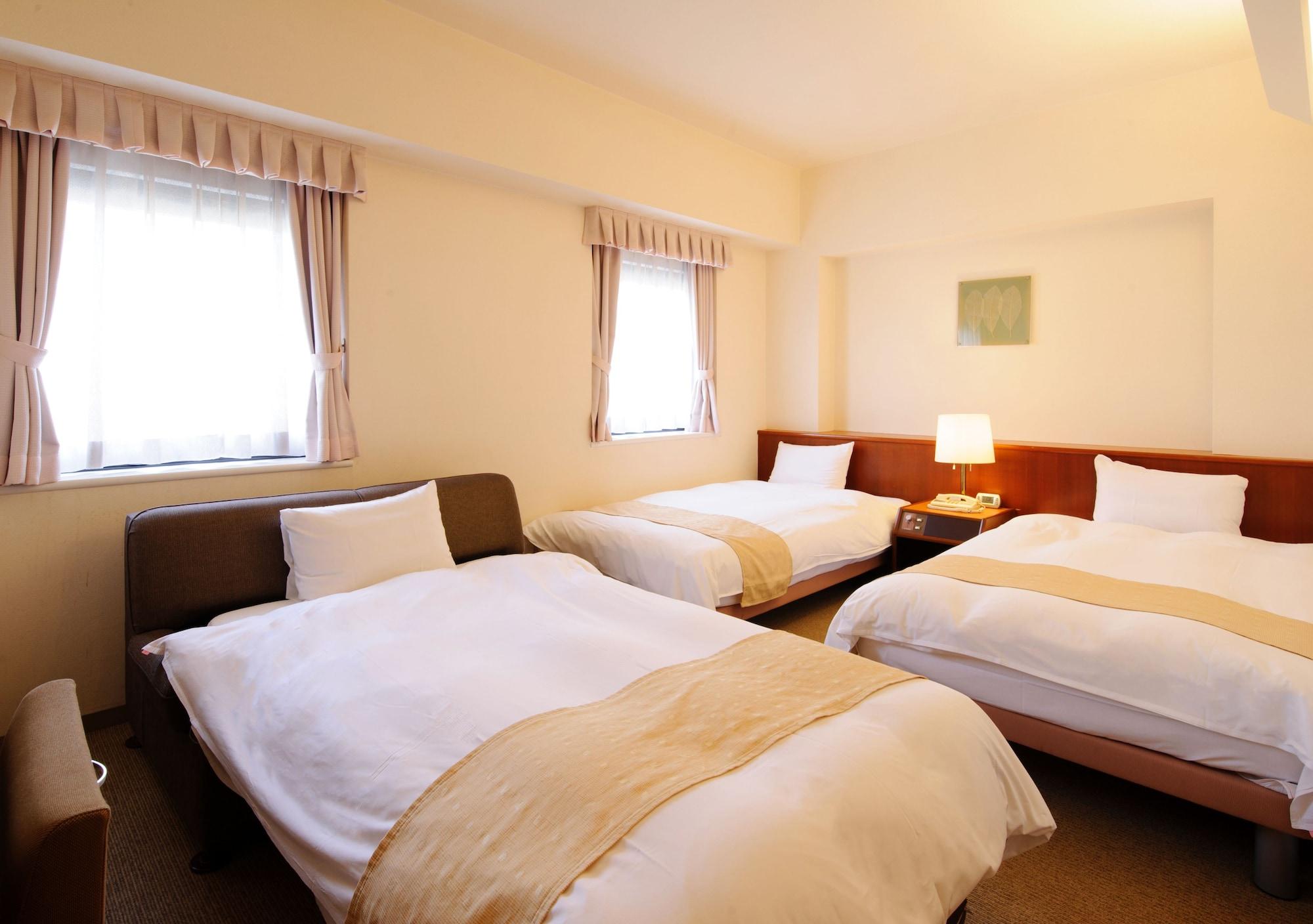 Chisun Hotel Kobe Bagian luar foto
