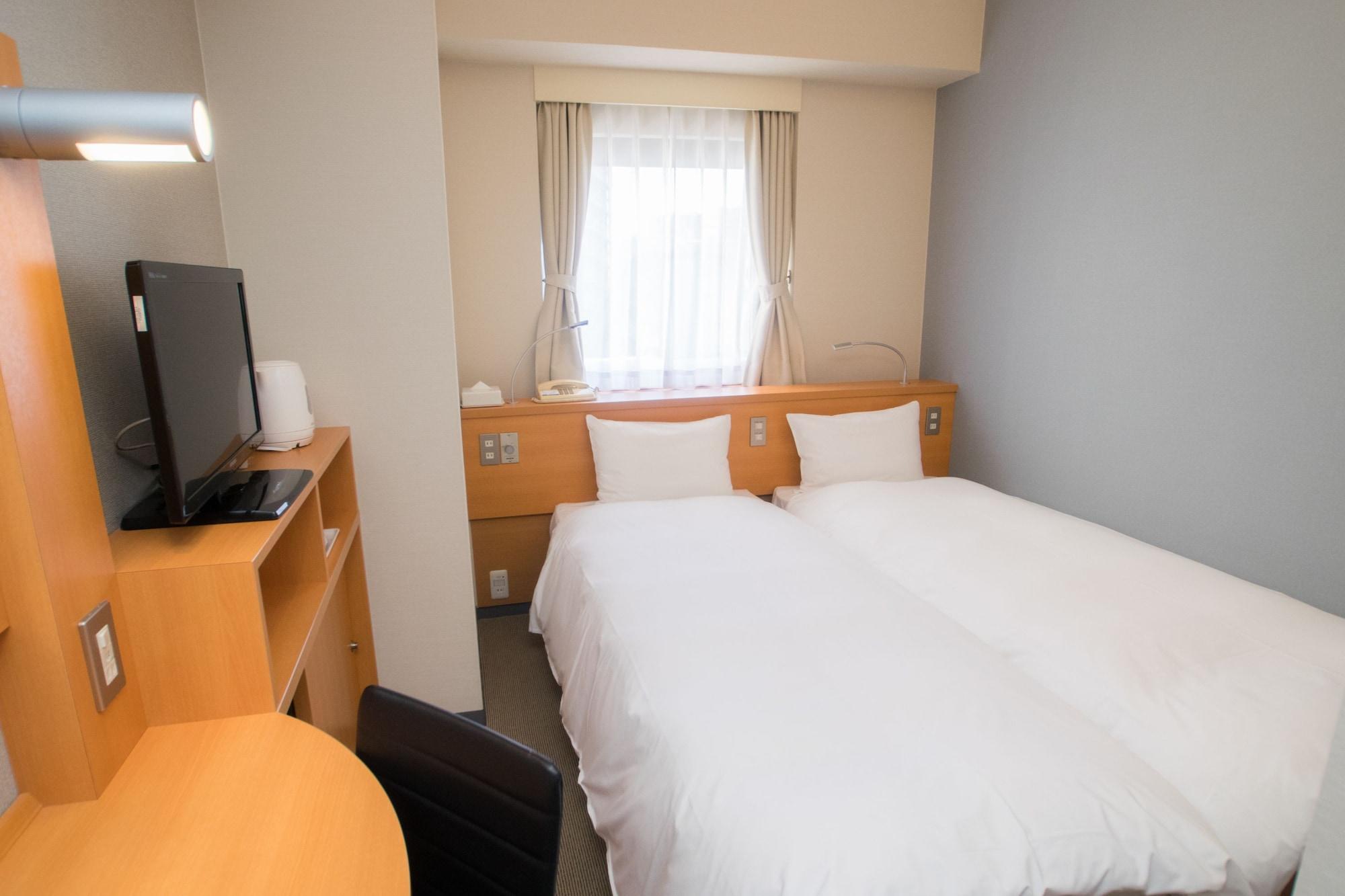 Chisun Hotel Kobe Bagian luar foto