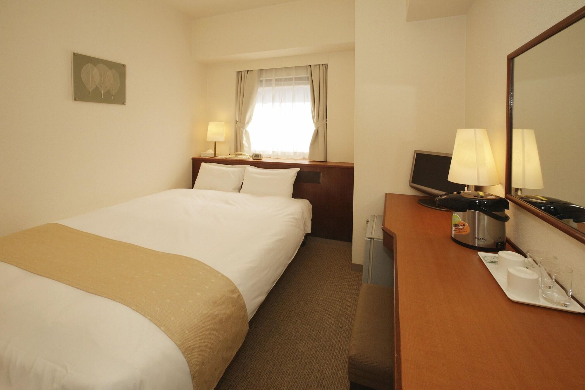 Chisun Hotel Kobe Bagian luar foto