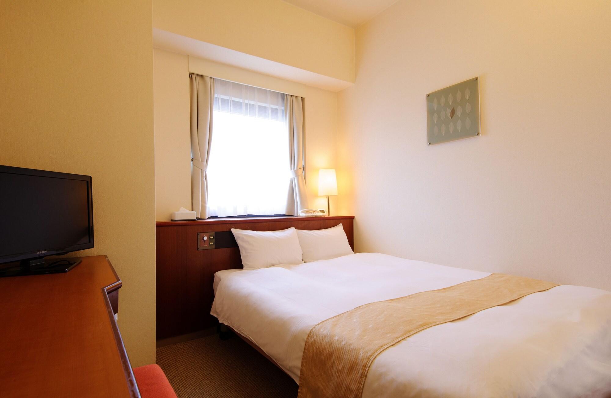 Chisun Hotel Kobe Bagian luar foto