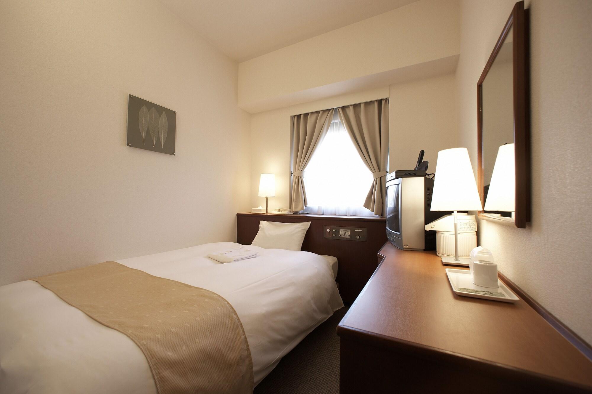 Chisun Hotel Kobe Bagian luar foto
