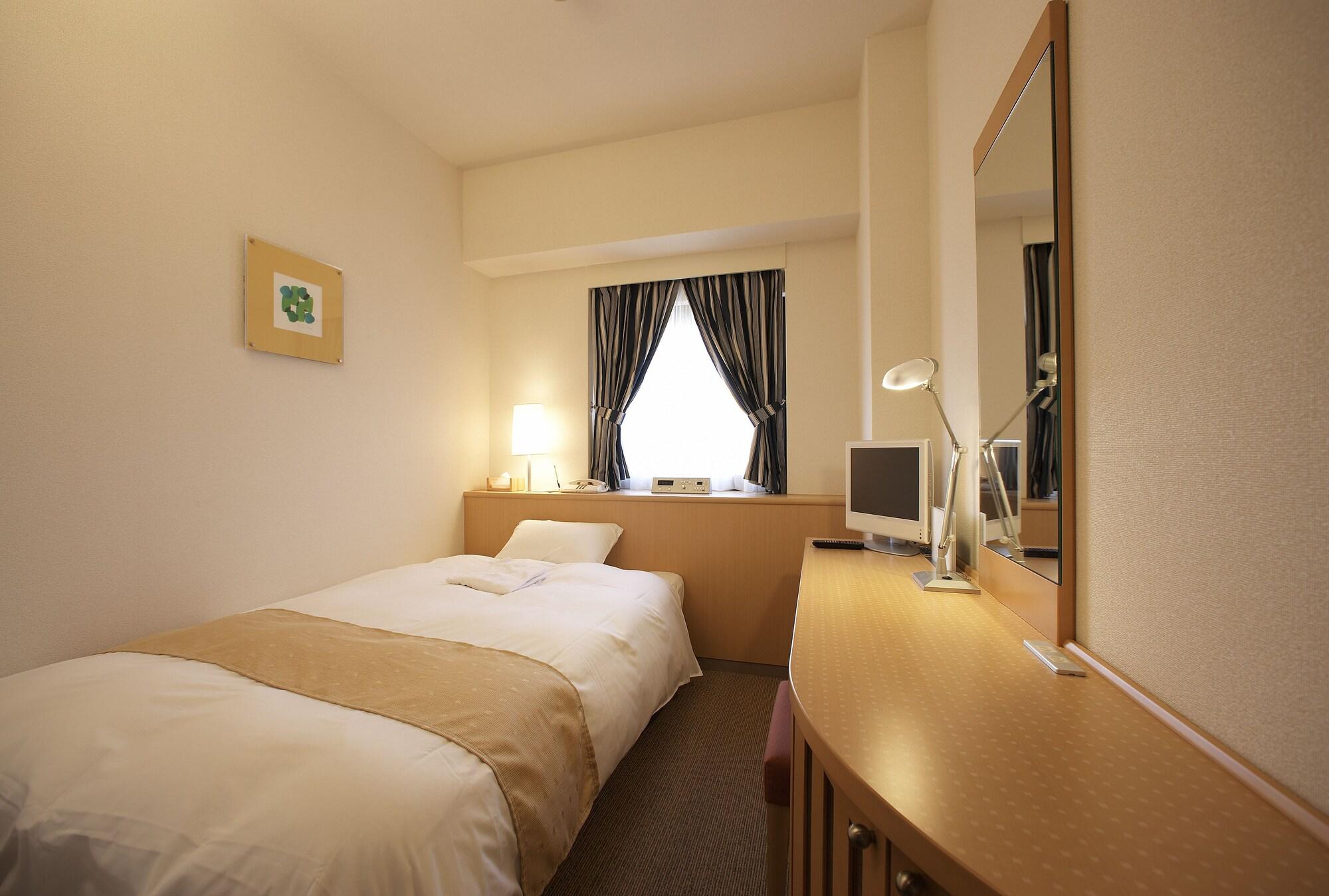 Chisun Hotel Kobe Bagian luar foto