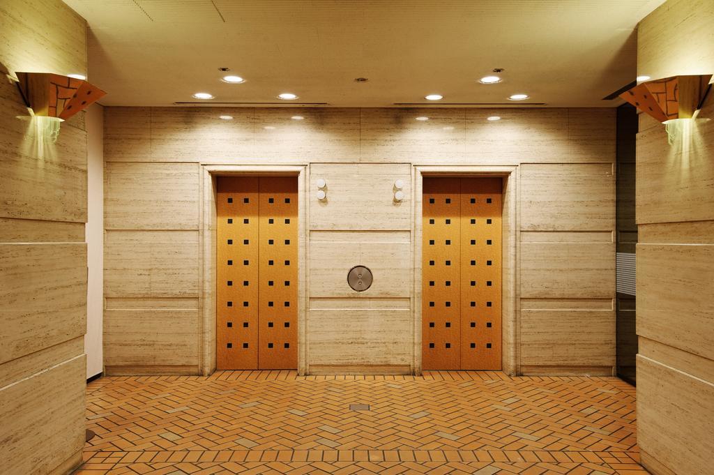 Chisun Hotel Kobe Bagian luar foto