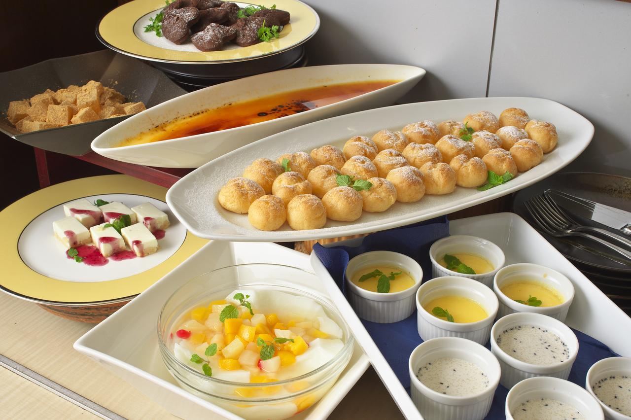 Chisun Hotel Kobe Bagian luar foto