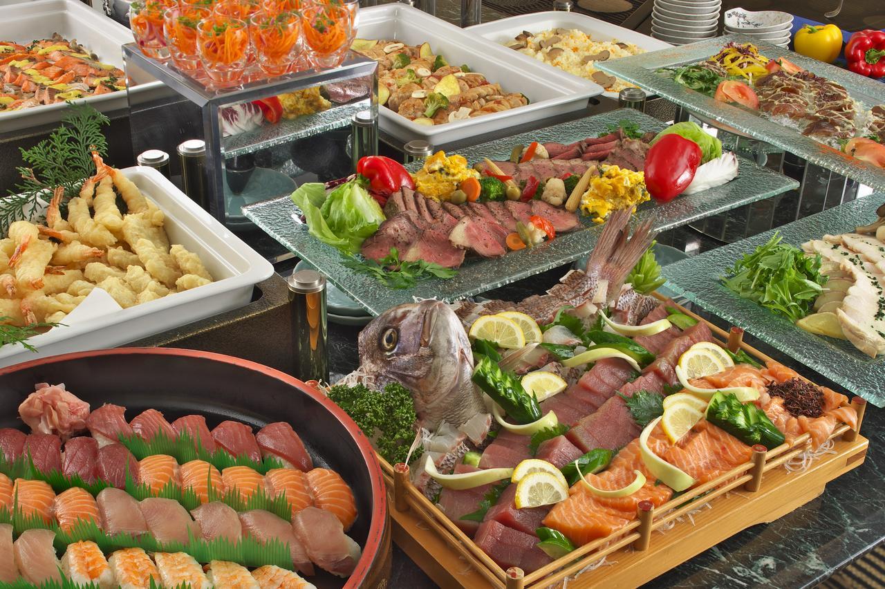 Chisun Hotel Kobe Bagian luar foto