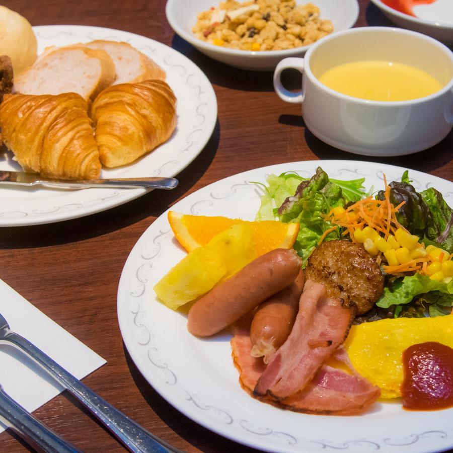Chisun Hotel Kobe Bagian luar foto